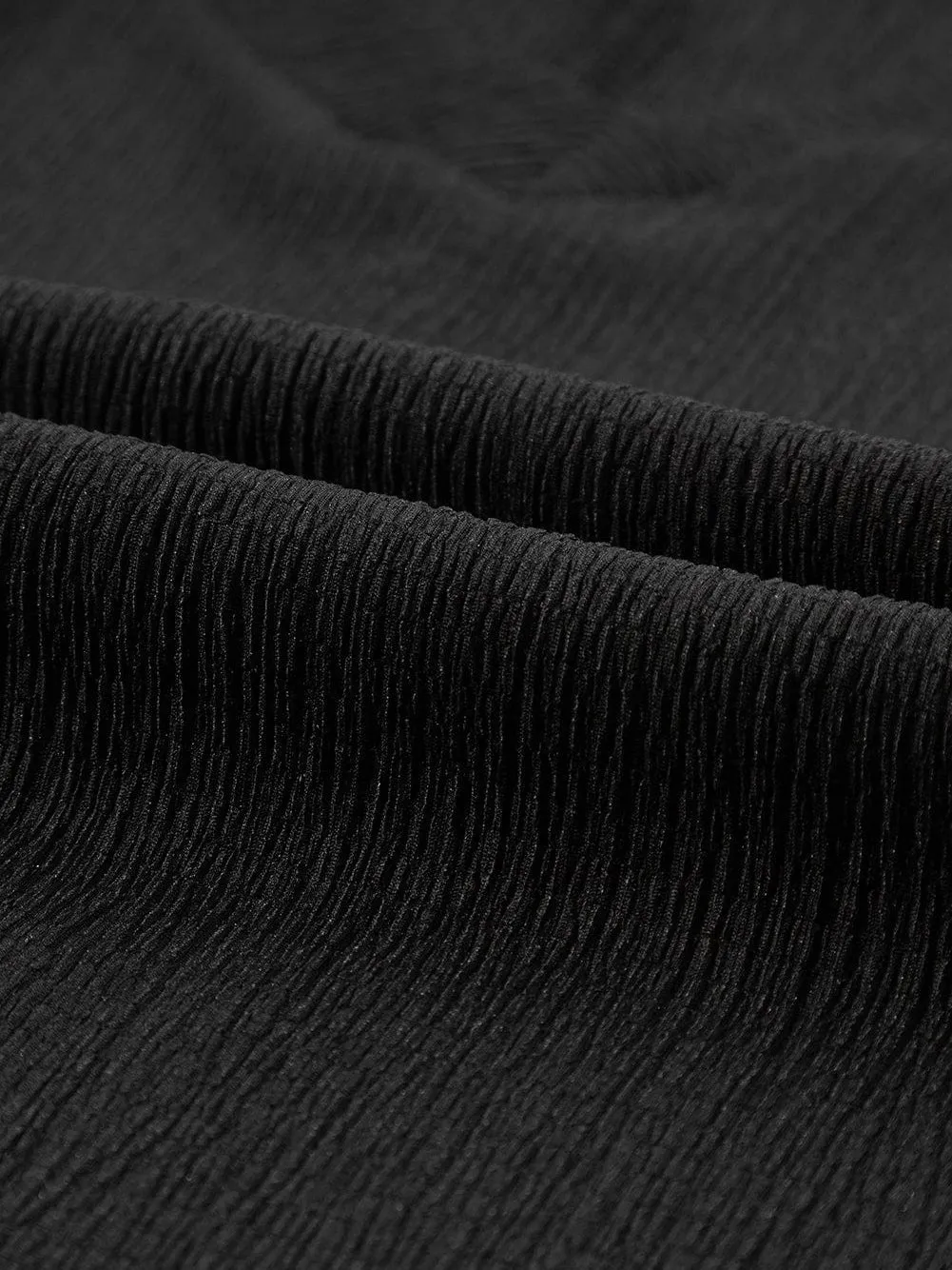 Black Crinkled V Neck Wide Sleeve Tee-Shirt with Breathable Fabric