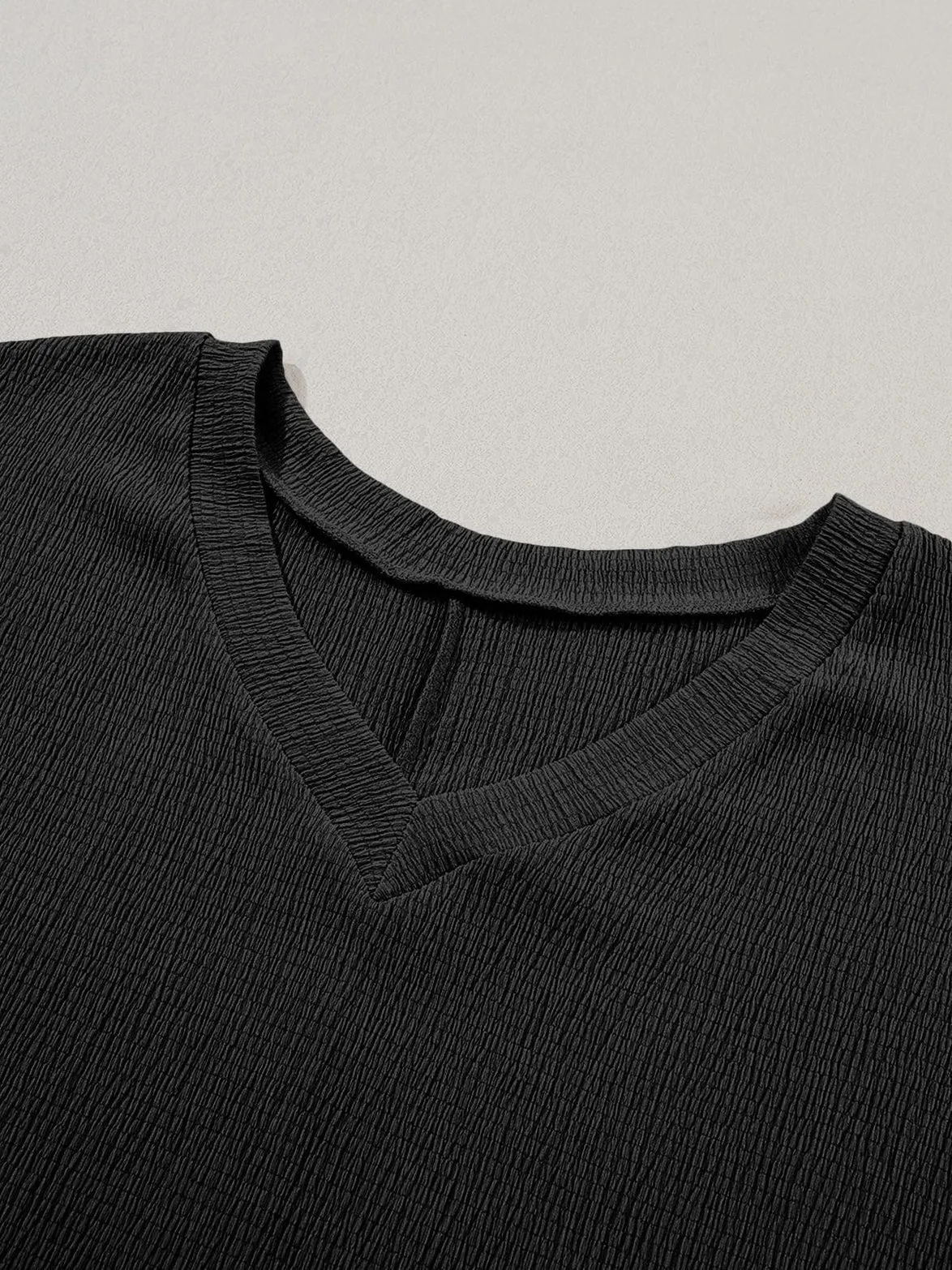 Black Crinkled V Neck Wide Sleeve Tee-Shirt with Breathable Fabric