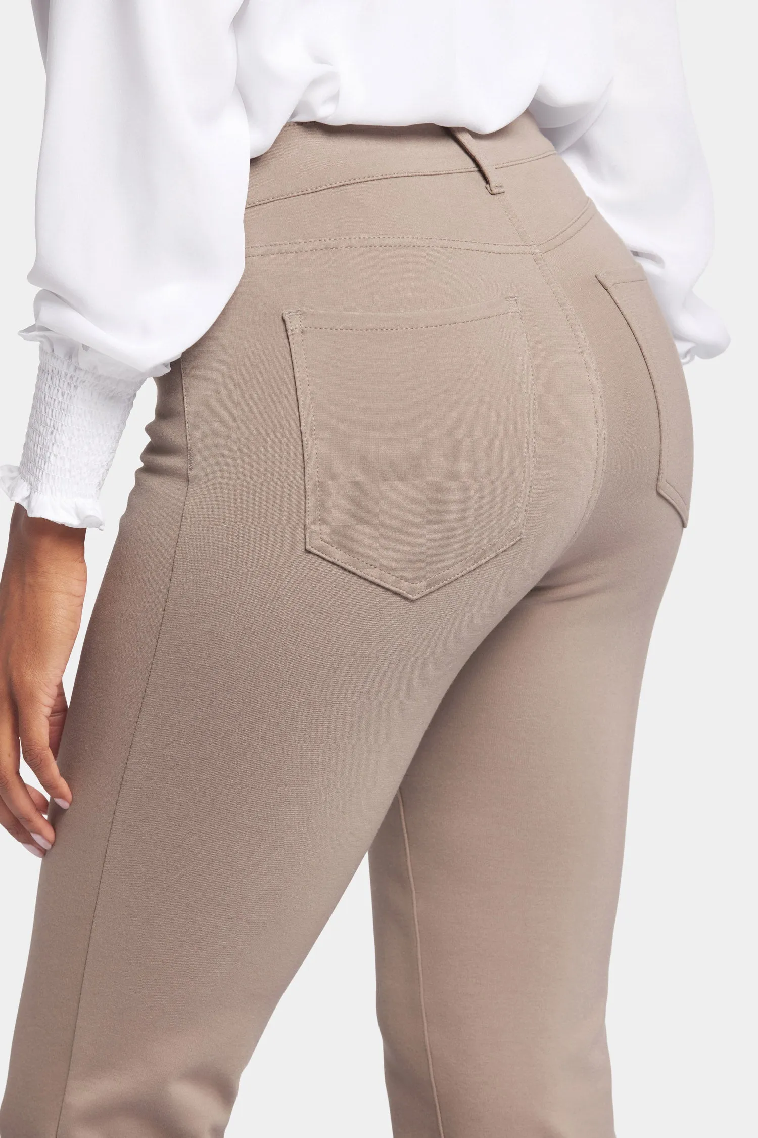 Marilyn Straight Pants In Petite - Saddlewood