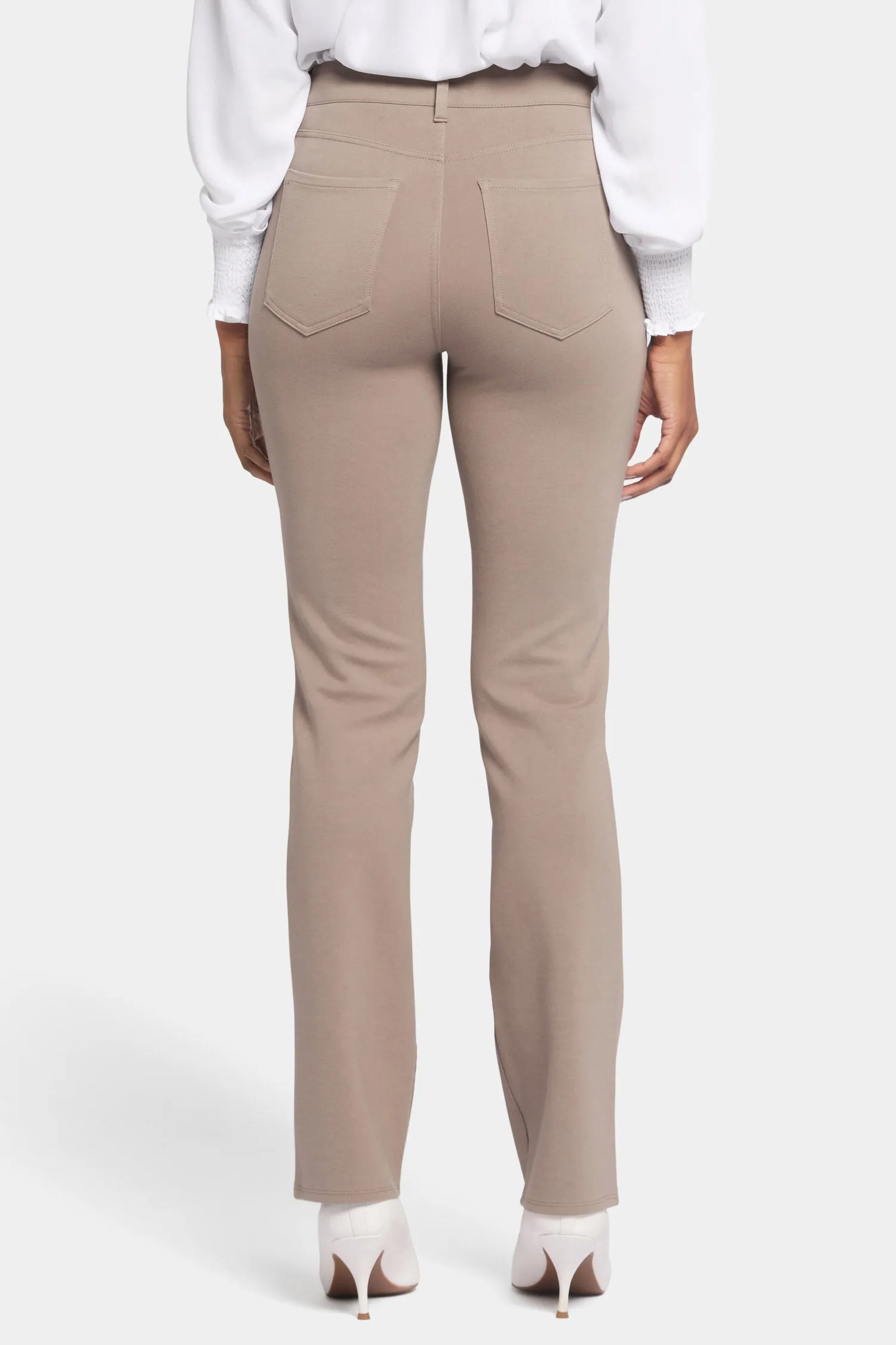 Marilyn Straight Pants In Petite - Saddlewood