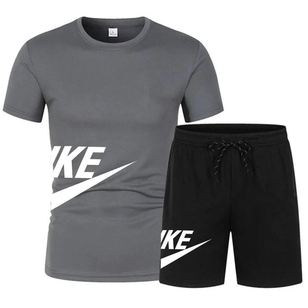 Men's Sports Short Sleeve Thin Breathable T-shirt And Shorts TS33