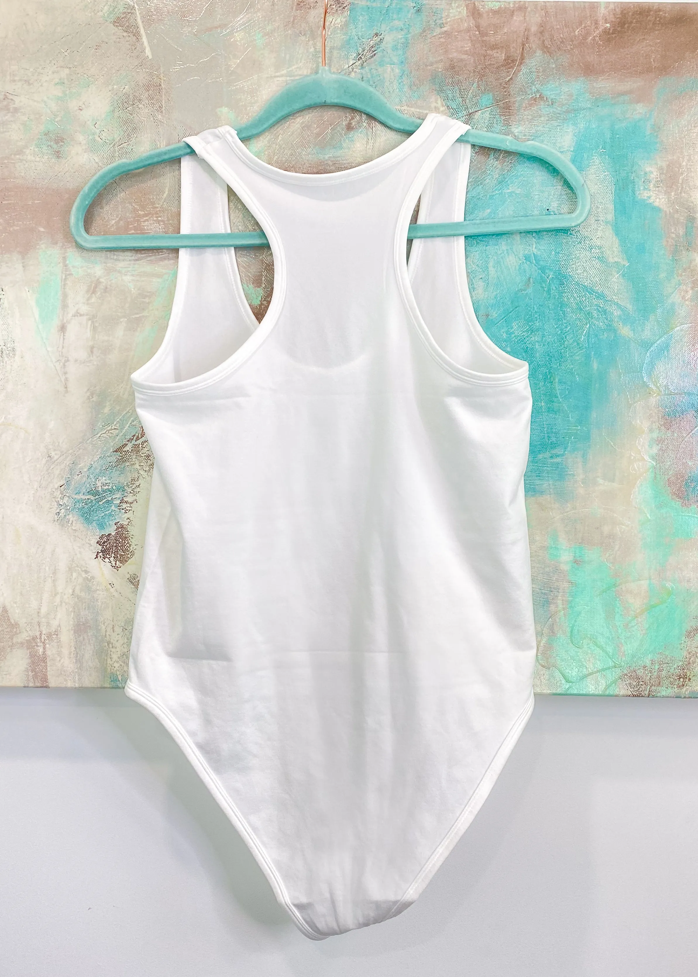 'Sara' White Scoopneck Racerback Seamless Bodysuit